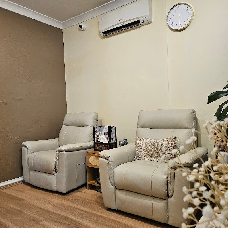 Senses & Co. Thai Massage Newtown photo 8