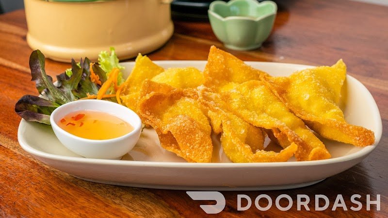 Inthanon Thai Restaurant photo 8